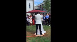 The ropes of love: Lifting the couple in unity