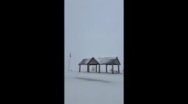 Blizzards cause flight delays in Toronto, Canada