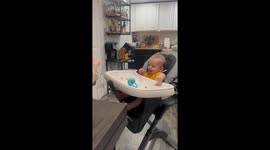 Dad's Uninvited Singing Is Not Appreciated
