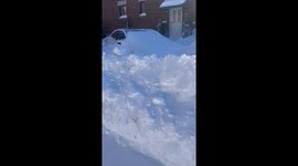 Montreal snowstorm struggles: Shoveled and shoveled... Only to start over