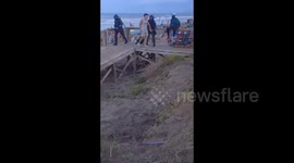 Argentina: Argentine coast: A thief escapes from the police