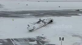 Aviation board investigates flipped Delta jet in Canada