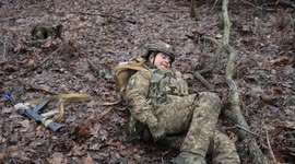 Colombian Volunteers in Ukraine – Foreign Brigade Trains in the Forest for Combat Against Russian Forces