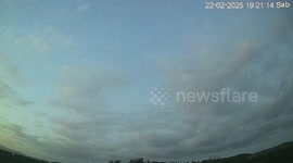 Observatory records rare meteor passing through sky in Brazil