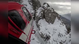 Italy: Climbers Trapped in Perilous High-Altitude Rescue on Grignetta