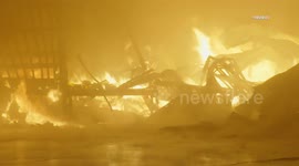 US, Los Angeles: Sun Valley Pallet Storage Fire