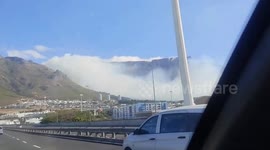 South Africa: Fire Breaks Out On Table Mountain, Prompting Road Closures