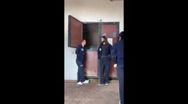 Horse bites woman's hair during photoshoot mishap in Burdur, Turkey