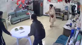 Siblings accidentally drop food while moving table in Anhui, China