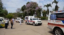 Bodies of Thai bus crash victims taken back to home town