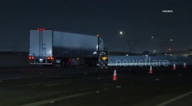 US, Los Angeles: El Monte Big Rig Pursuit Continues On 210 Freeway Part 4