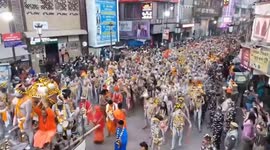 Hindus parade through street at Mahashivratri festival
