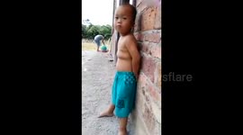 Boy's belly can “dance”
