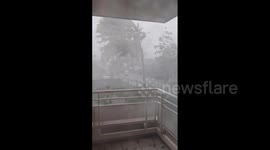 Réunion: Cyclone Garance Slams Island With Fierce Winds
