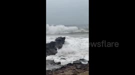 Australia: Queensland On Alert As Cyclone Alfred Approaches