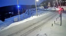 Train almost hits bus after foolish driver heads onto tracks as barrier comes down