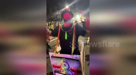 Australia: Firefighters Dazzle at Gay and Lesbian Mardi Gras Parade