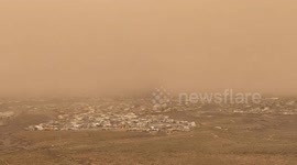 US: Dust Storms Slam Texas and New Mexico, Causing Travel Hazardous