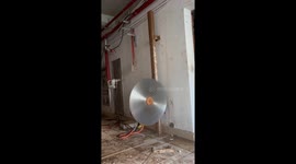 High-speed wall cutting machine smoothly carves doorway in China