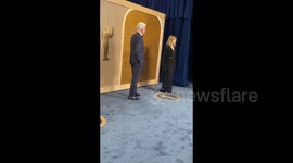 US: Ted Danson and Mary Steenburgen Arrive the 31st Annual Screen Actors Guild Awards