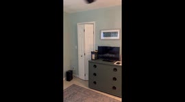 Apartment Comes With a Closet-Kitchen
