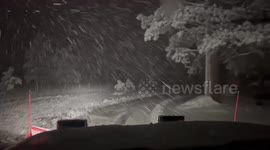 US: Snow Plow Dashcam Reveals Shock Nighttime Snowfall in Colorado