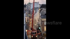 Netherlands: Massive Fire Erupts at Historic Center of Arnhem, Prompting Evacuations 2