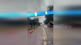Cow flees the rodeo and runs down street in Texas