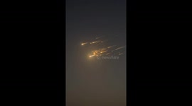 Boaters capture moment SpaceX Starship explodes sending debris crashing into ocean off Florida