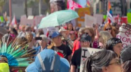 Thousands march through DTLA for International Women’s Day