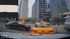 Fare fight cabbies brawl in the street