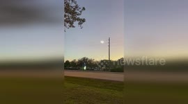SpaceX Starship debris lights up sky over South Florida