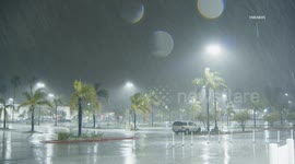 US, Los Angeles: Oxnard Heavy Rain With Flash Flood Warning Issued