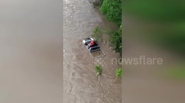 Australia: Queensland Swiftwater Heroes Rescue Drivers as Floods Swamp Region