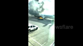 US: American Airlines Flight Catches Fire at Denver Airport, Passengers Evacuated 3