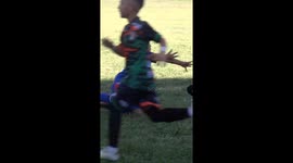 Child collision leads to brief scuffle during football game in Montevideo