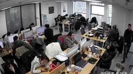Office workers panic and take cover during earthquake in Ningxia, China