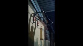 Pull-up bar falls off the wall during exercise in Chlef, Algeria
