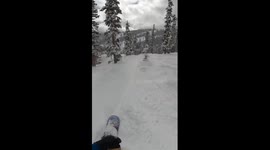 Snowboarder crashes twice after failed jump in Colorado, USA