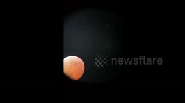 Total Lunar Eclipse Observed Across World 3