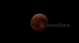 Total Lunar Eclipse Observed Across World 5