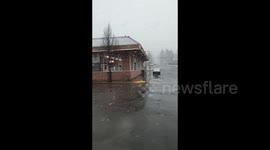 US: Snowfall hits Plumas County, CA