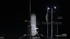 US: SpaceX Blasts 21 Starlink Satellites into Orbit from Florida