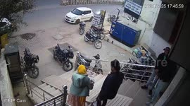 Rickshaw tries to overtake another before crashing into car