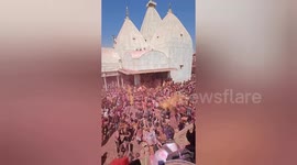 Thousands of devotees join Holi festival celebrations in India
