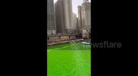 US: Chicago River Turns Green for St. Patrick’s Day Celebration