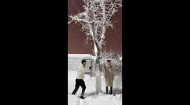 Snowy mishap: Romantic gesture leads to hilarious mix-up in China