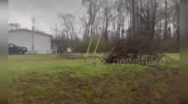 Tornado aftermath seen in Kentwood, Louisiana