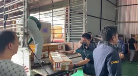 Thai PM oversees raid on electric cigarette warehouse