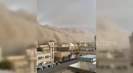 Saudi Arabia: Dust Storm Hits Al Hawmiyat in Riyadh, Saudi Arabia